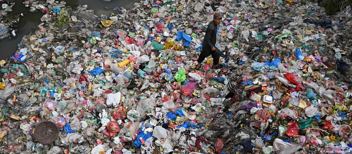 Plastic rubbish on a rubbish heap in Pakistan