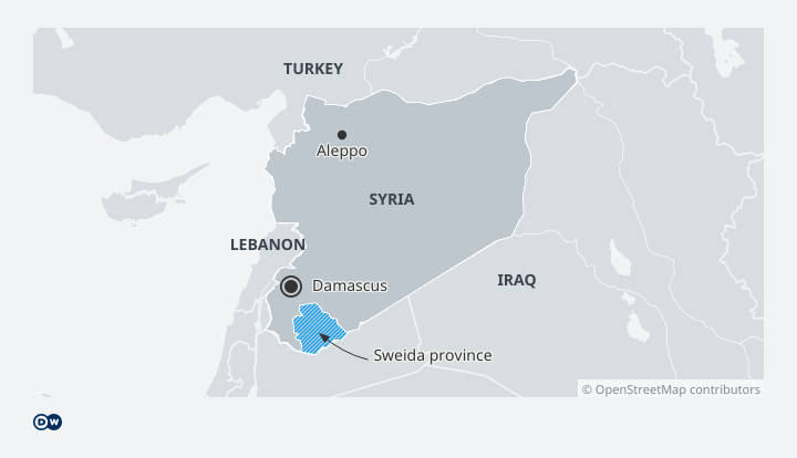 المصدر: DW - باللون الأزرق موقع محافظة السويداء في سوريا. Map of Syria showing Aleppo, Damascus and Sweida province