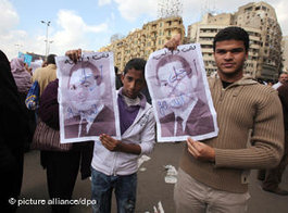Demonstration gegen Mubarak auf dem Tahrir-Platz in Kairo; Foto: dpa
