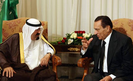 Saudi Arabiens König Abdullah mit Hosni Mubarak; Foto: AP