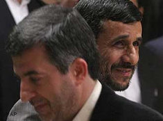 Esfandiar Rahim Mashaei and Mahmoud Ahmadinejad (photo: AP)