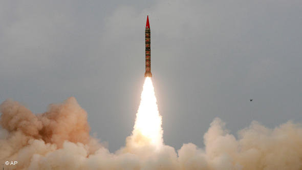 Test der atomwaffenfähigen Shaheen II-Rakete in Pakistan im April 2008; Foto: AP