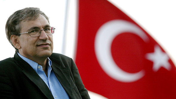 أورهان باموك الكاتب التركي الحائز على جائزة نوبل للآداب. د ب أ