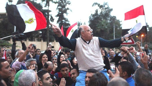 Proteste vor dem Präsidentenpalast in Kairo, 4. Dezember 2012; Foto: Reuters/Asmaa Waguih