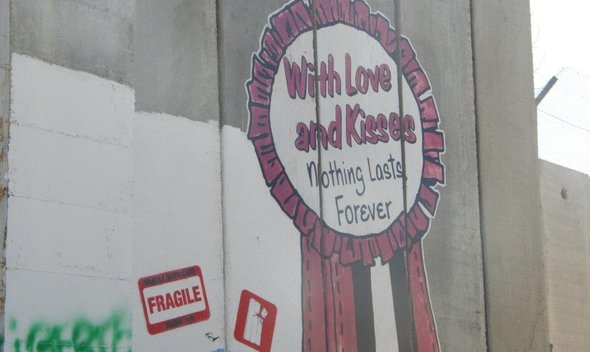 Graffiti an der von Israel errichteten Mauer, Foto: Yannick von Lautz