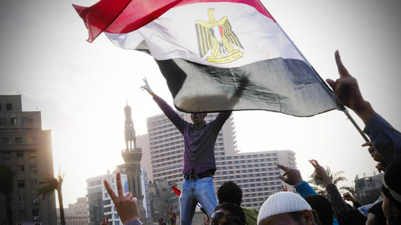 Demonstranten gegen das Mubarak-Regime auf dem Tahrir-Platz in Kairo; Foto: dpa