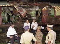 Anschlagsserie auf Pendlerzüge in Bombay vom 11.07.2006; Foto: AP