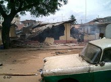 Zerstörte Moschee im nigerianischen Onitsha, Foto: AP