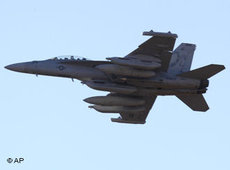 Nato-Kampfjet im Einsatz über Libyen; Foto: AP