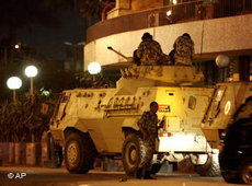 Panzer in der Innenstadt von Kairo; Foto: AP
