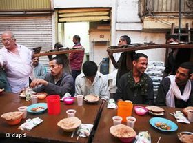 Ramadan in Kairo; Foto: dapd