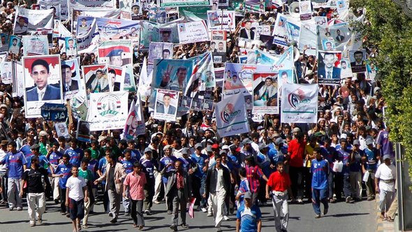 Protest gegen Salehs Immunität in den Straßen von Sanaa; Foto: Reuters