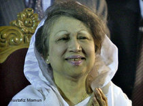 Khaleda Zia bei einer Wahlkampfveranstaltung; Foto: Mustafiz Mamun/DW