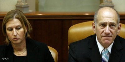 Die israelische Außenministerin Tzipi Livni (links) und Ministerpräsident Ehud Olmert; Foto: AP