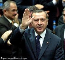 Ministerpräsident Erdogan; Foto: picture alliance/ dpa