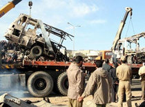 Bombenanschlag im Iran im Februar 2007; Foto: AP