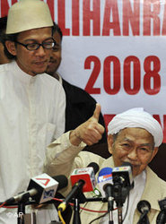 Nik Aziz, Ministerpräsident von Kelantan; Foto: AP
