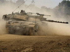 Israelischer Panzer im Gaza-Streifen; Foto: AP
