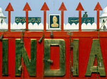 Grenzbefestigung zwischen Indien und Pakistan; Foto: AP
