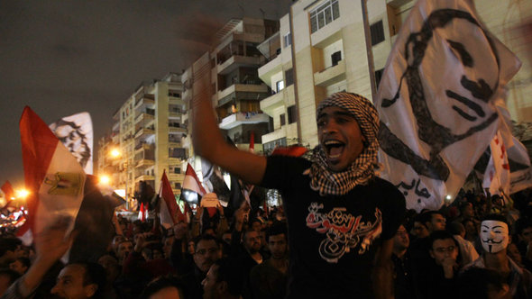 Gegner Mursis demonstrieren am 4. Dezember am Präsidentenpalast; Foto: Reuters