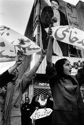 Frauenkundgebung für Khatami in Teheran, Foto: Kai Wiedenhöfer