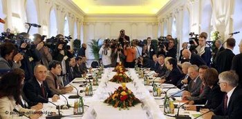 Runder Tisch bei der Deutschen Islamkonferenz; Foto: dpa