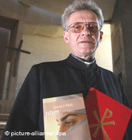 Pfarrer Franz Meurer; Foto: dpa