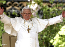 Papst Benedikt in Rom; Foto: AP