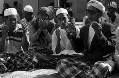 Muslimische Schüler einer Koranschule, Foto: Markus Kirchgessner