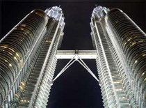 Malaysia-Towers; Foto: dpa