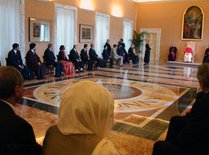Treffen von muslimischen Würdenträgern und Diplomaten beim Papst in Rom; Foto: AP