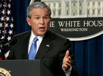 US-Präsident Bush während einer Pressekonferenz im Weißen Haus; Foto: AP