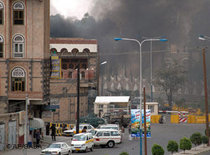 Anschlag auf US-Botschaft im Jemen im September 2008; Foto: AP