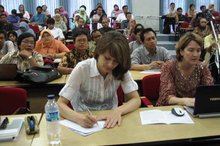 Studenten am Indonesian Consortium für Religious Studies; Foto: Anett Keller