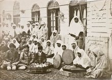 Mitglieder des Harems von Mozaffar ad-Din Shah, Fotografie von Antoine-Khan Sevruguin; Foto: Privatbesitz Emanuel Sevrugian/Museum der Weltkulturen
