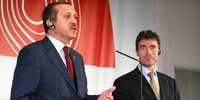 أردوغان وأمين حلف الأطلسي، الصورة: د.ب.ا