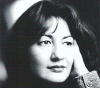 الصحفية والكاتبة ديلَك زابتچي أُوغلو 