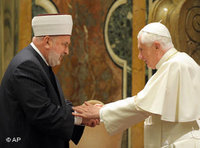 البابا في استقبال مفتي البوسنة والهرسك مصطفى تسيرتش