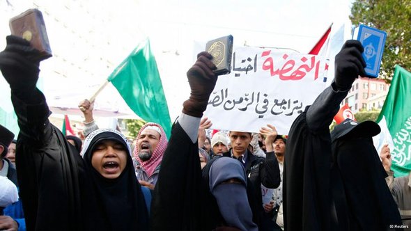 Islamisten demonstrieren in Tunis; Foto: Reuters