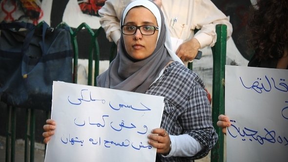 Die ägyptische Aktivistin Nihal Saad Zaghloul auf dem Tahrir-Platz in Kairo, Foto: Nihal Saad Zaghloul