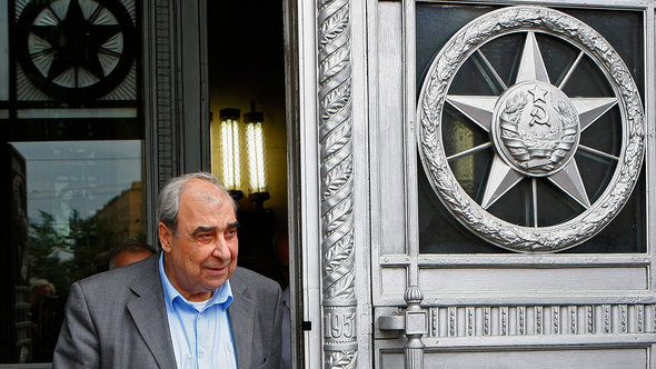 Syrian opposition leader and writer Michel Kilo exits the building of Russia's Foreign Ministry after a meeting with the Russian Foreign Minister, in Moscow, Russia, Monday, July 9, 2012 (photo: AP/dapd)