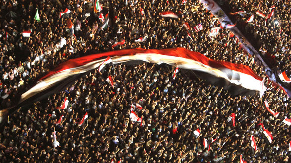 Demonstranten auf dem Tahrir Platz im Juni 2012 zur Zeit der Präsidentschaftswahlen in Ägypten; Foto: Reuters