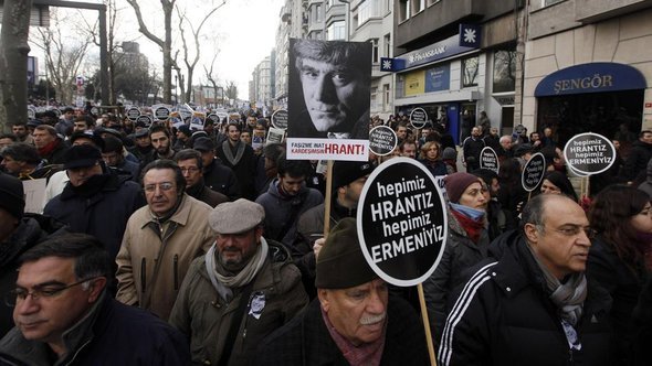 Silent protest for Hrant Dink in Istanbul (photo: Reuters)