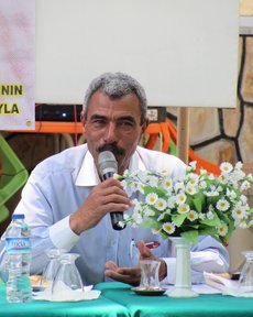 Mustafa Olpak auf dem Kalbsfest 2011, Foto: Ekrem Güzeldere