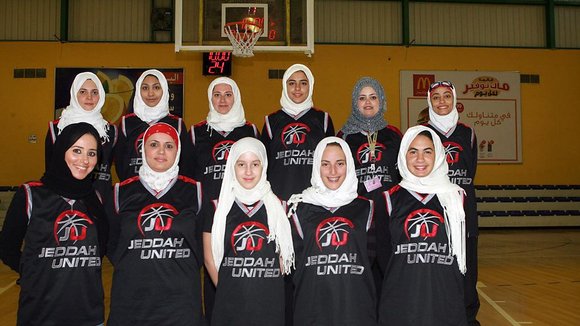Das Basketballteam der Jeddah United Sports Company; Foto: picture-alliance/dpa