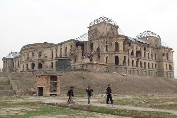 Der im Bürgerkrieg vollständig zerbombte Darulaman-Palast; Foto: Marian Brehmer