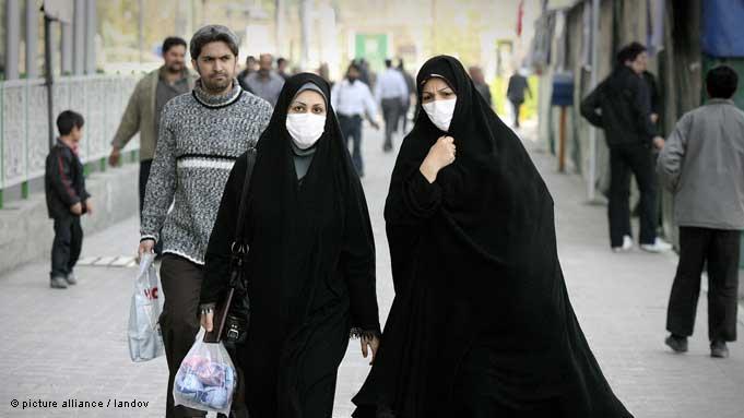 Iranian women in Teheran (photo: picture alliance / landov)