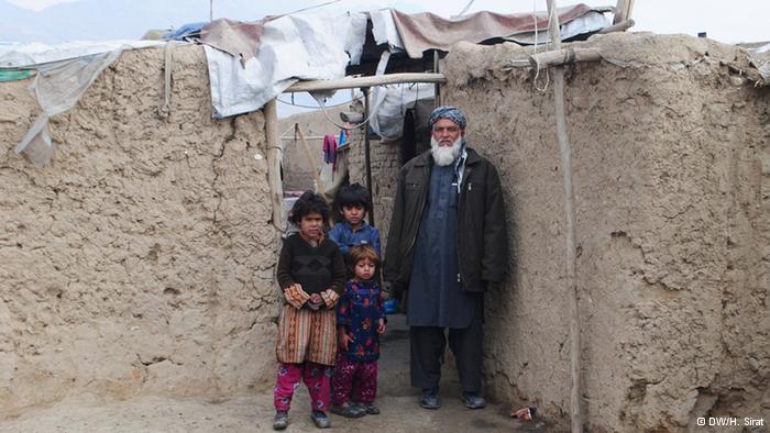 Afghanische Familie; Foto: DW/H. Sirat
