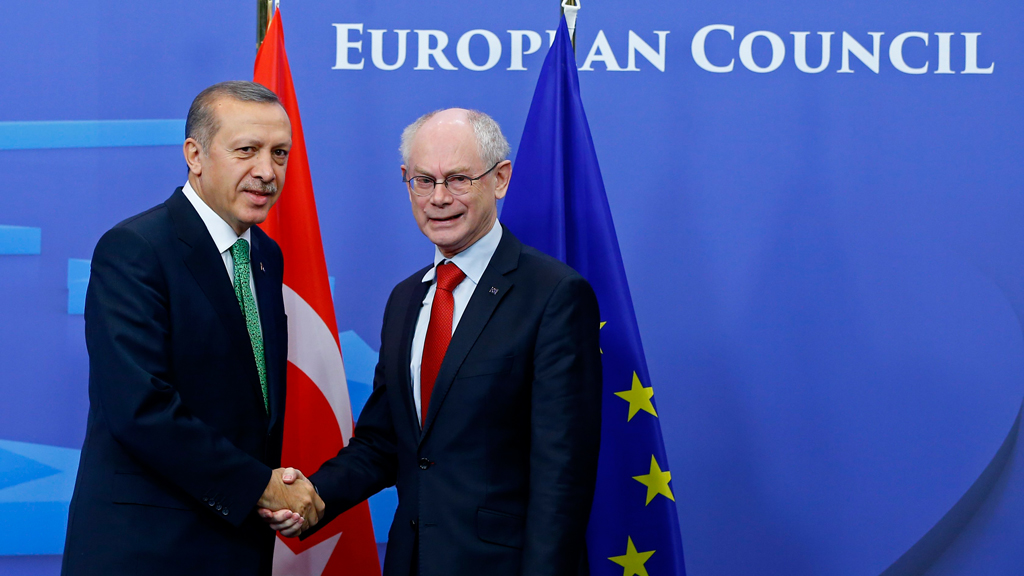 Treffen Erdogans mit EU-Ratspräsident Herman Van Rompuy (r.) in Brüssel; Foto: Reuters