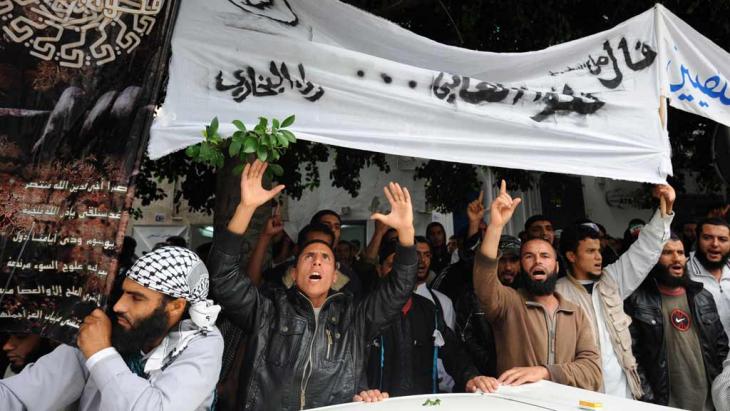 Salafists in Tunis (photo: FETHI BELAID/AFP/Getty Images)